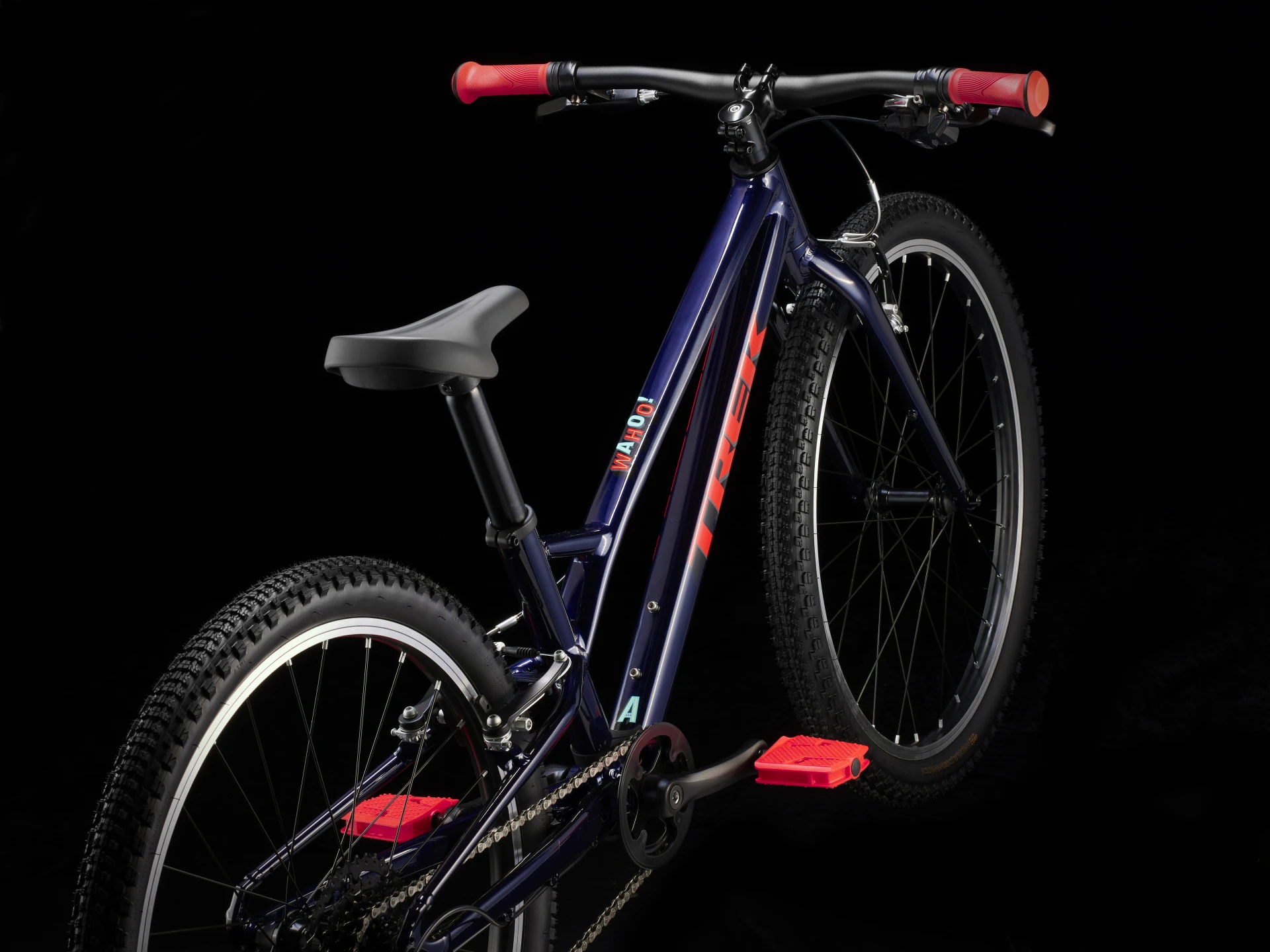 TREK WAHOO 700C アルミ 24速 400mm 油圧式クロスバイク 良品！TREKトレック WAHOO 700C アルミ 24速 400mm 油圧式